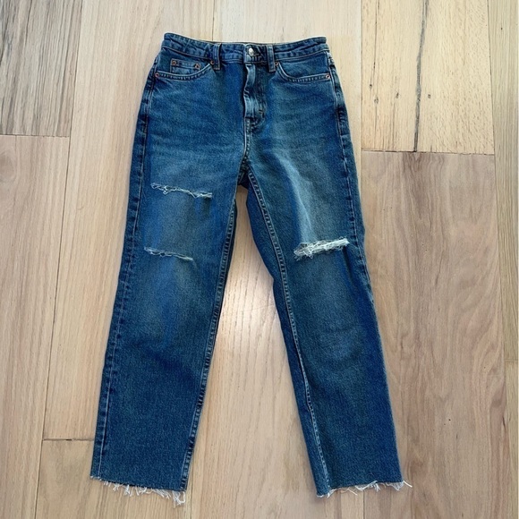 Topshop Straight Distressed Medium Wash Jeans Size 26 - Picture 1 of 5